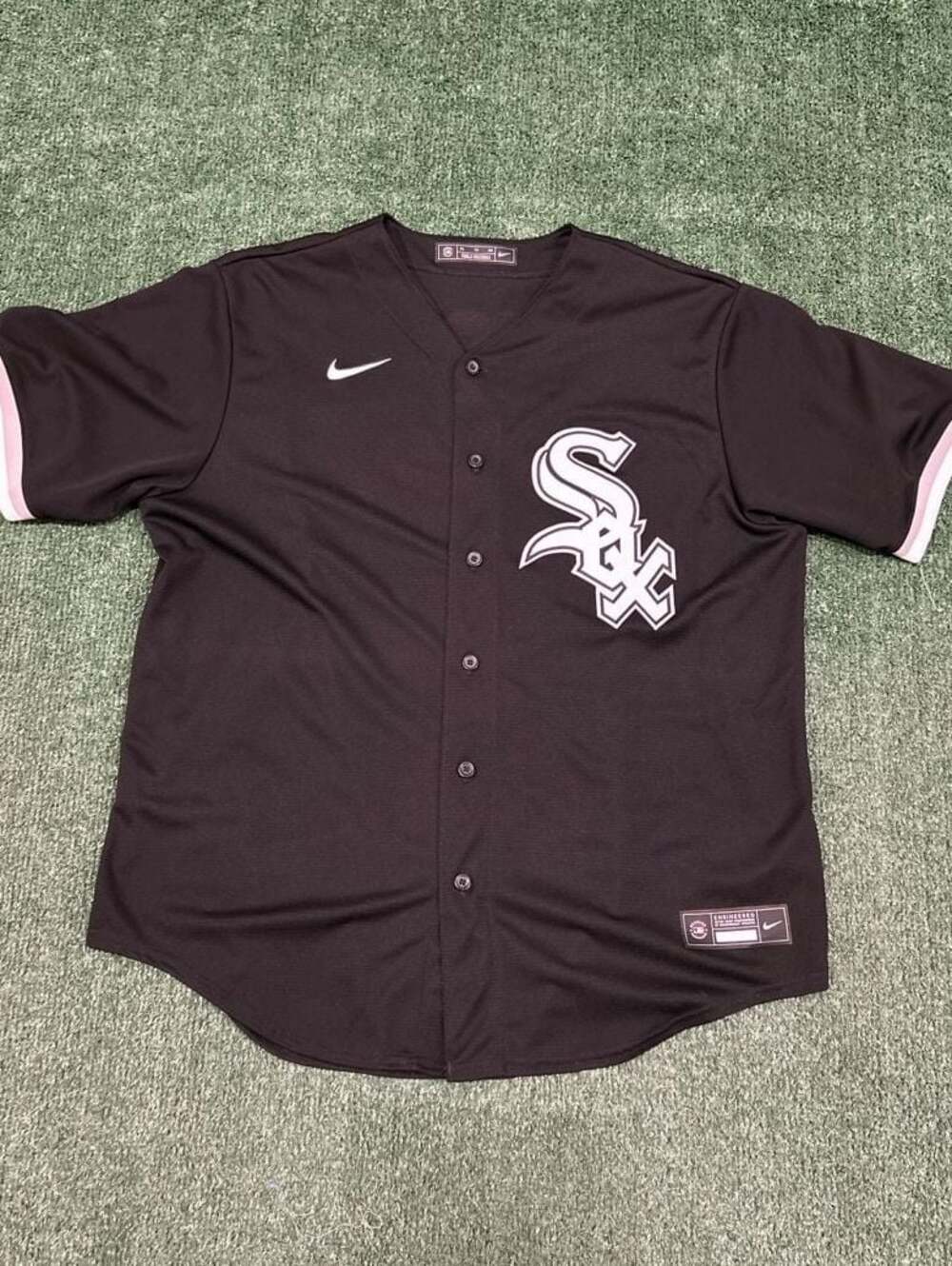 Nike Chicago White Sox Yoan Moncada #10 Alternate Baseball Jersey - Black
